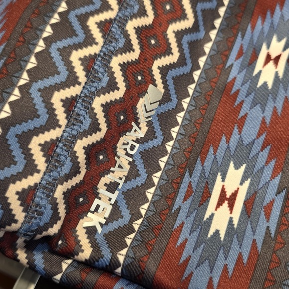 Ariat Tek Cold Series Conquest Western Printed Hoodie Size Large Women's - Picture 8 of 8